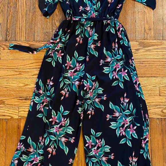 Apricot Black floral jumpsuit Size XS NWT - Picture 2 of 8